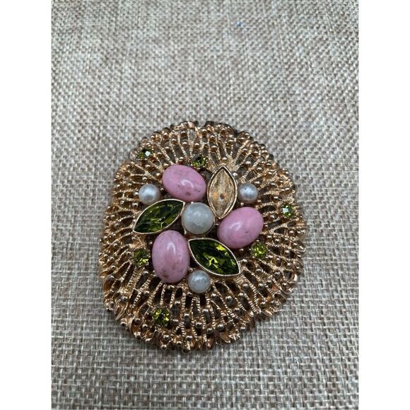 Vintage Sarah Coventry Brooch Vintage Large  Green Rhinestone Pink Cabochons As - Picture 1 of 4